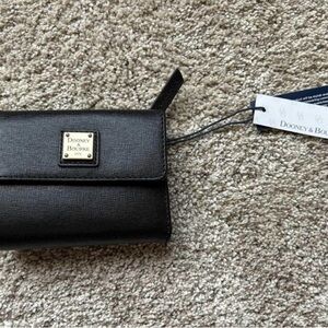 Dooney & Bourke Black Textured Wallet